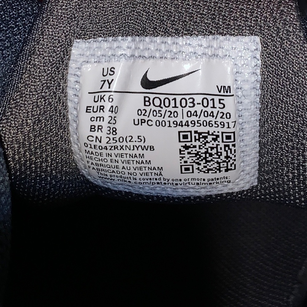 Nike Air Max React 270 7Youth/Womens 8.5 - Picture 10 of 15